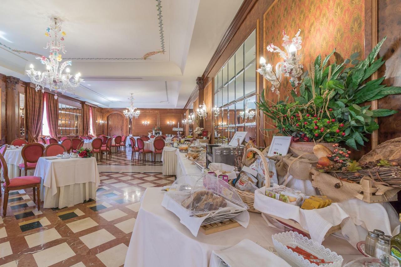 Hotel Torre Sant'Angelo Tivoli Exterior foto